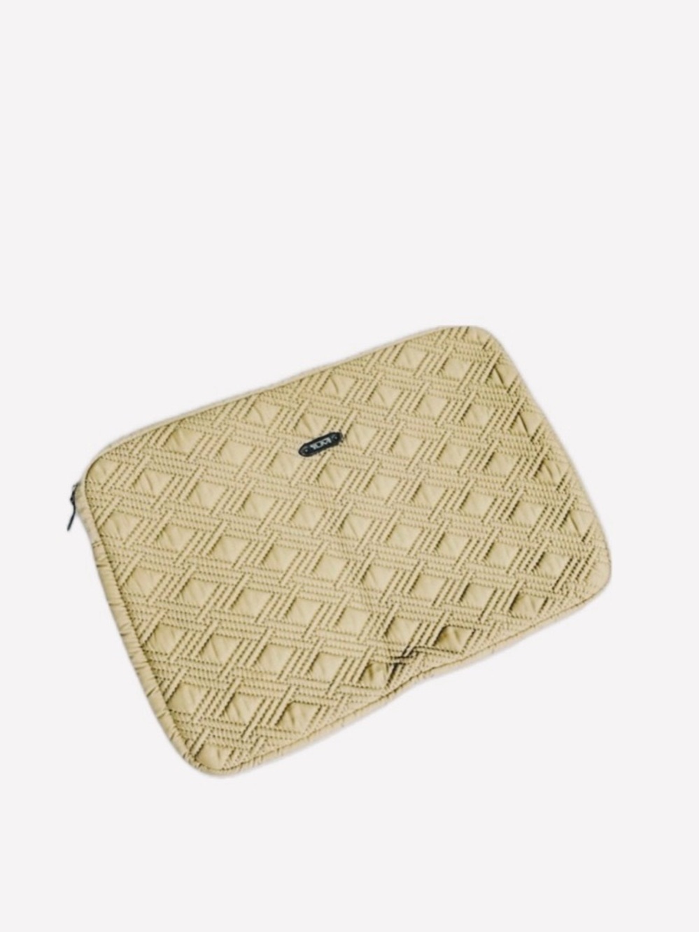 Rare‼️Like new‼️Tumi 17” Quilted Soft Laptop Sleeve